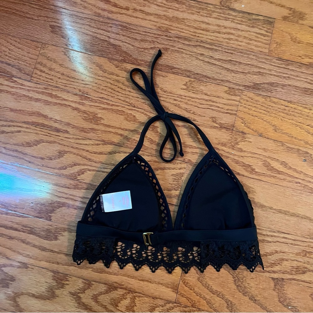 Xhilaration Size small black with lace trim Swimsuit top.